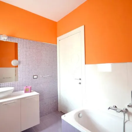 Appartamento Spacious In With Terrace And Garden *