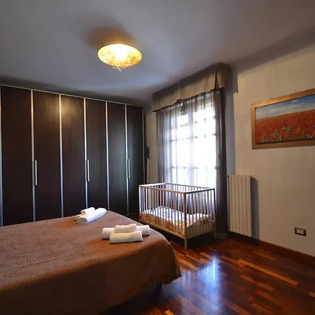 Spacious In With Terrace And Garden Lejlighed *