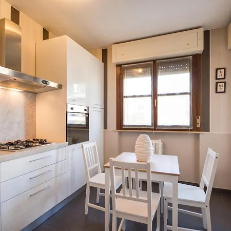 Spacious In With Terrace And Garden
