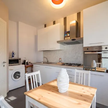 Spacious In With Terrace And Garden Lejlighed