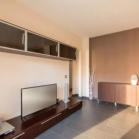 Spacious In With Terrace And Garden Appartamento Vercelli