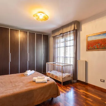 Spacious In With Terrace And Garden