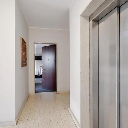 Spacious In With Terrace And Garden *