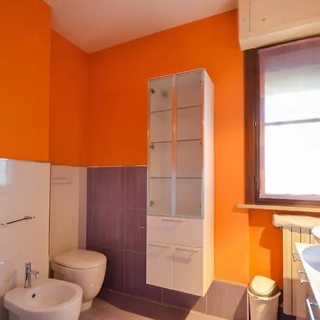 Spacious In With Terrace And Garden * Vercelli