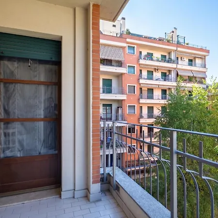 Spacious In With Terrace And Garden *