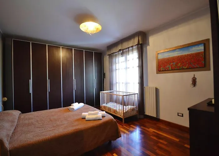 Spacious In With Terrace And Garden *