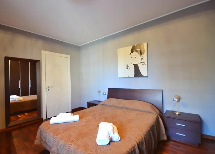 Spacious In With Terrace And Garden * Vercelli