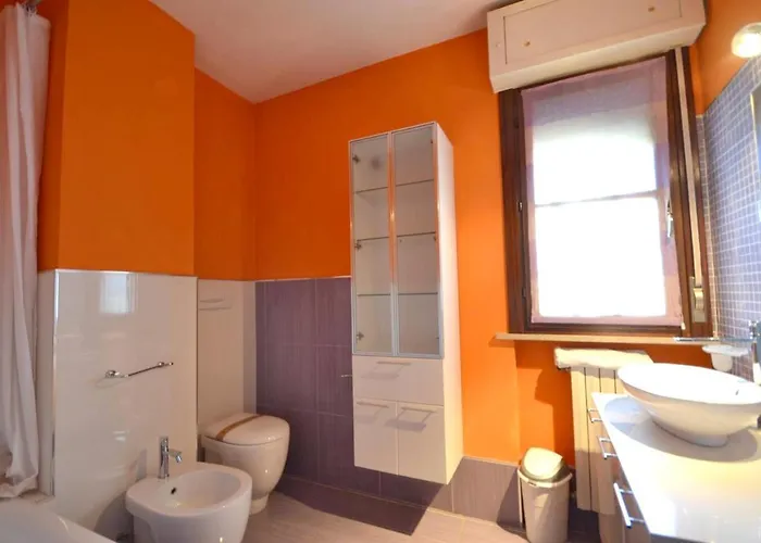 Apartment Spacious In With Terrace And Garden Vercelli